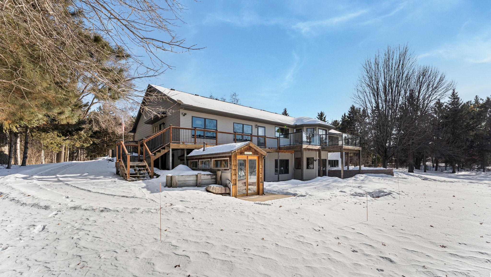 9025 Burton Court NW