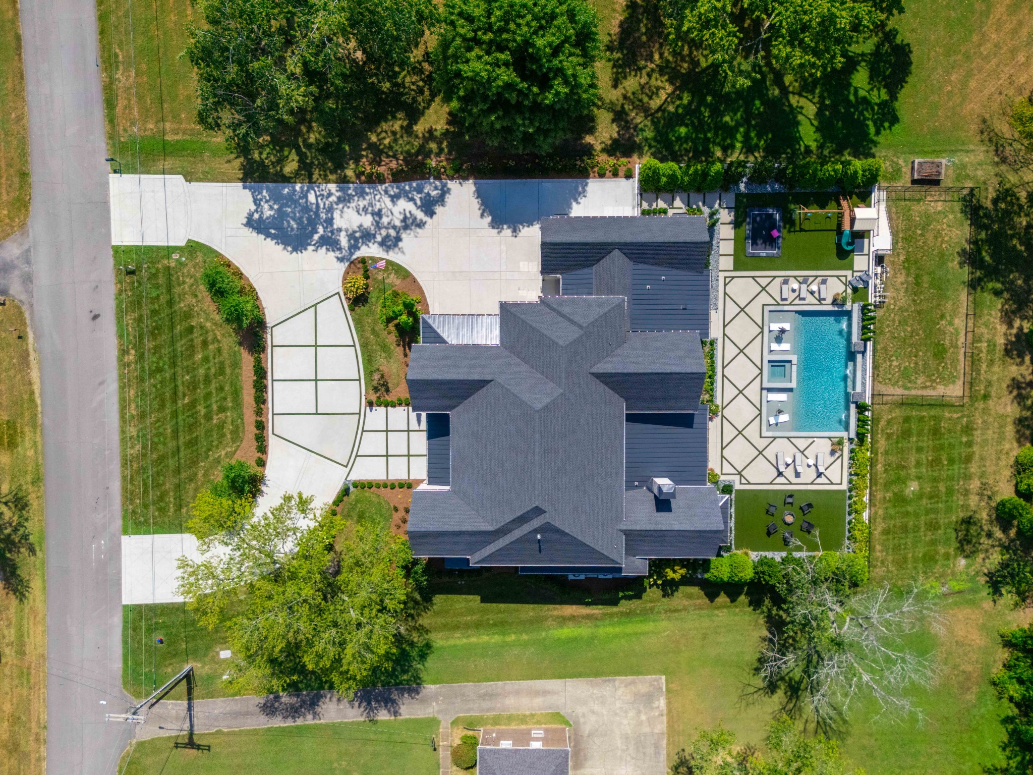 1311 Parker Pl