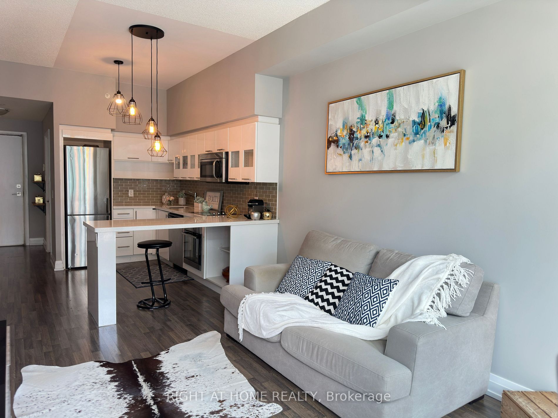 555 E Wilson Ave E615