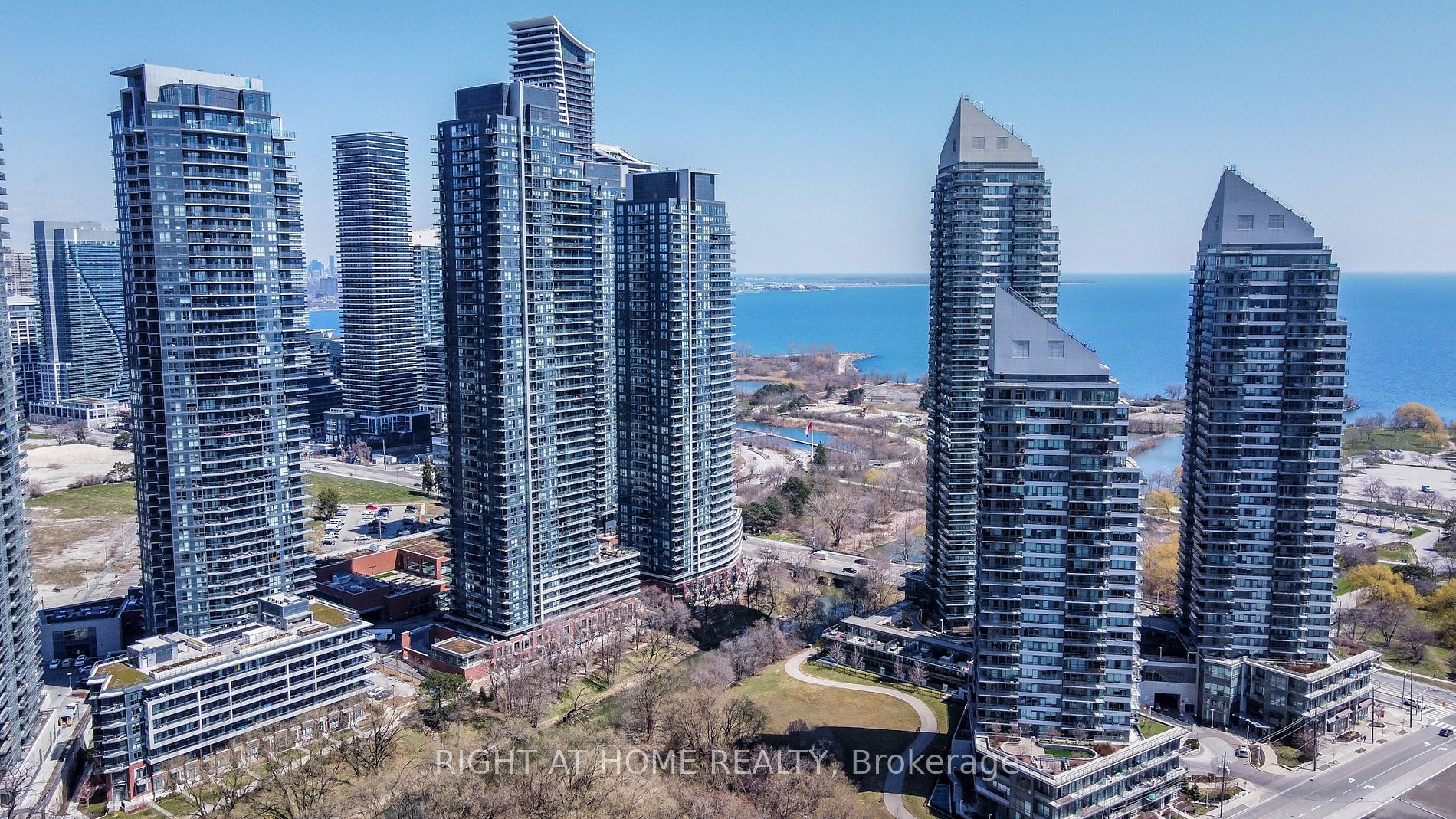 2212 W Lake Shore Blvd Ph06