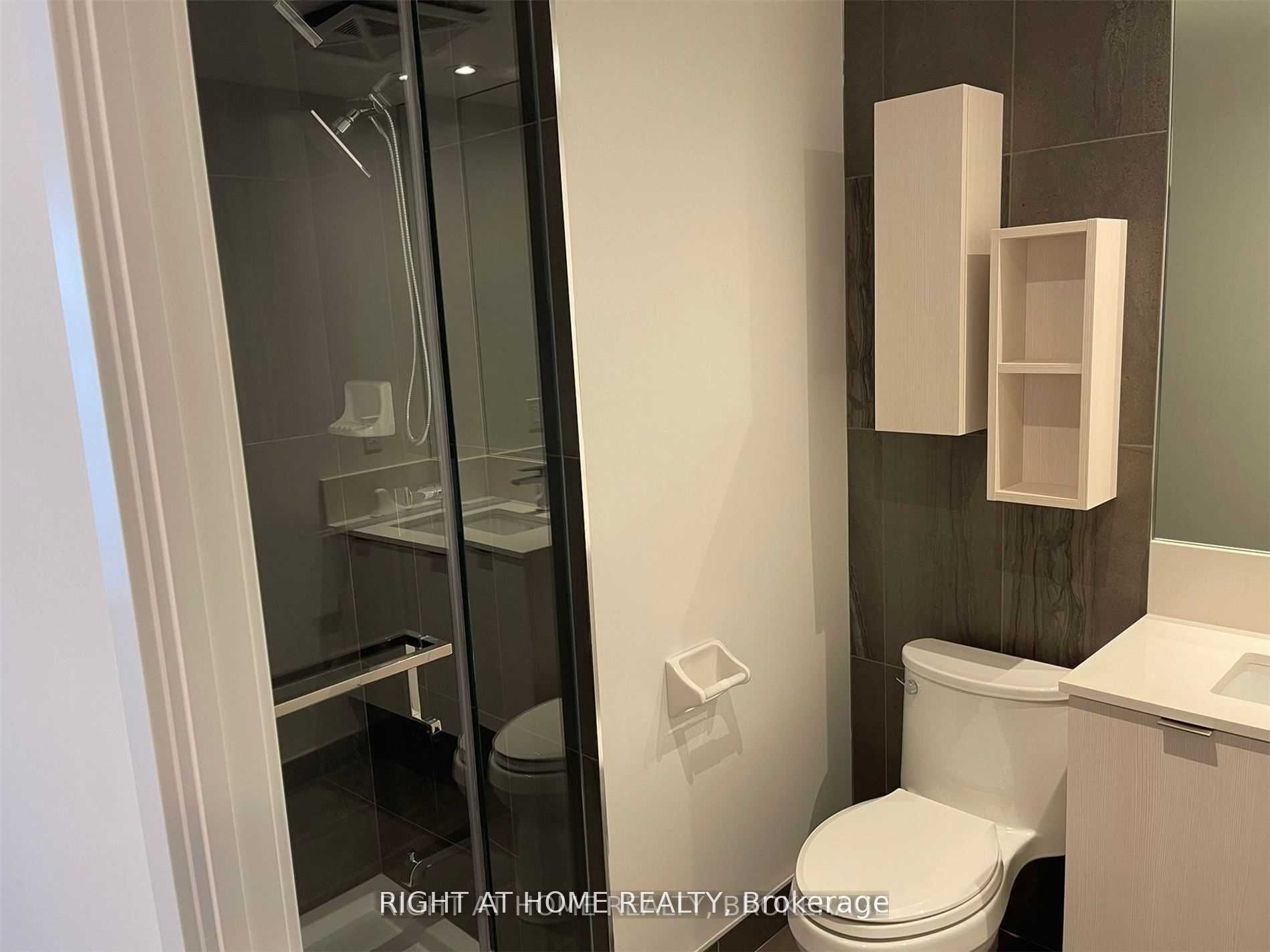 99 Broadway Ave 2408