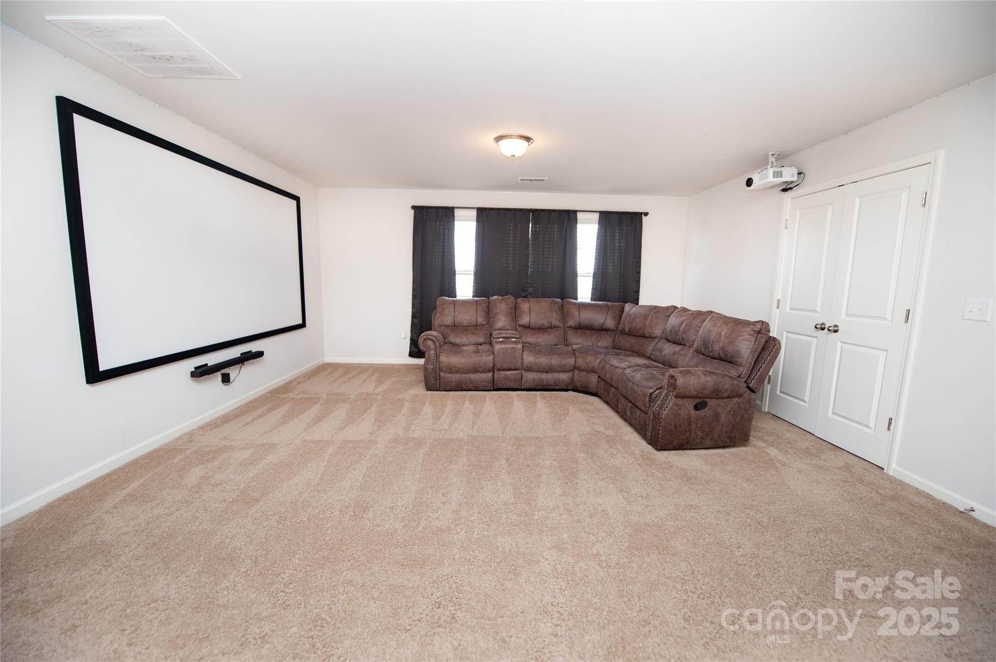 660 Highgarden Lane