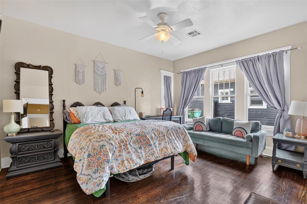 1216 NW 39th Street