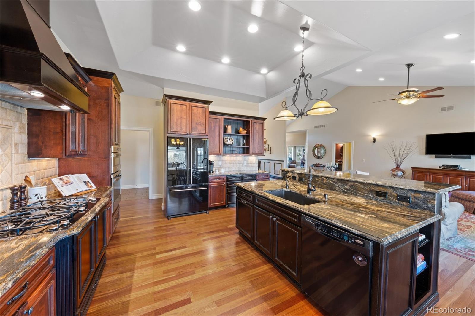 7567 Weaver Circle