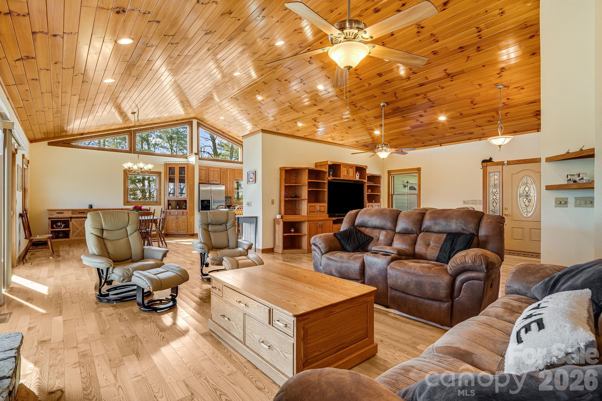 20 Stony Crest Drive