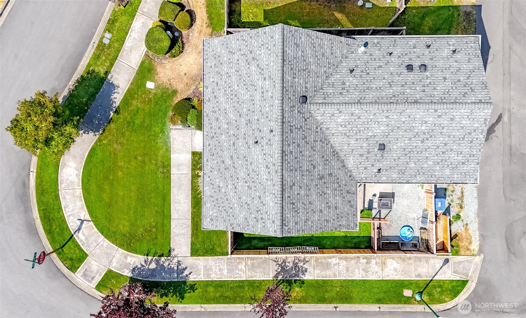 301 Wild Rose St