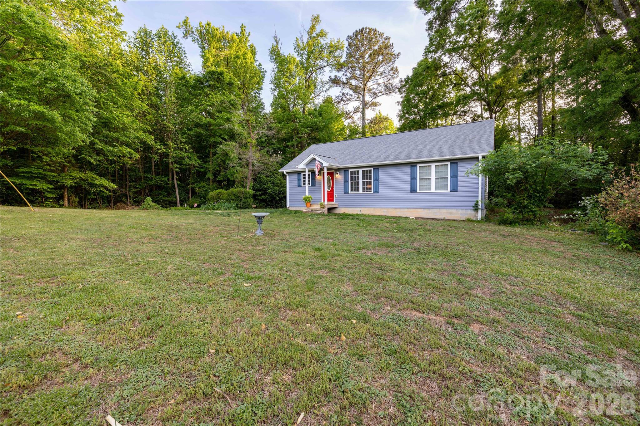 6617 Hwy 73 Highway W