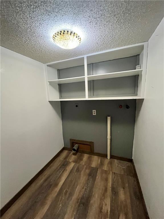 1 N Vine View Street