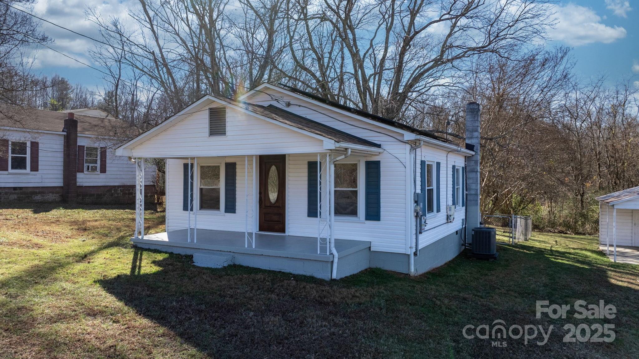 926 Fairview Drive SW