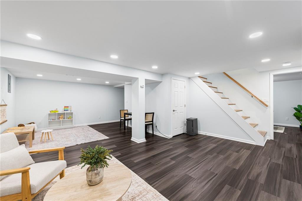 5814 Parkview Avenue