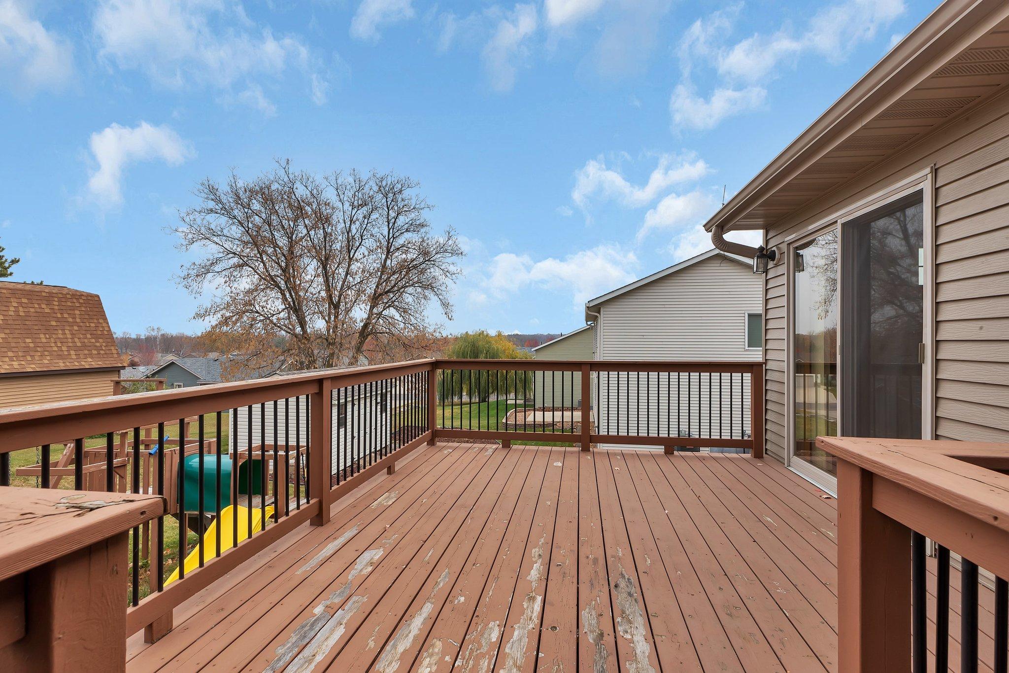 209 Iverson Street W