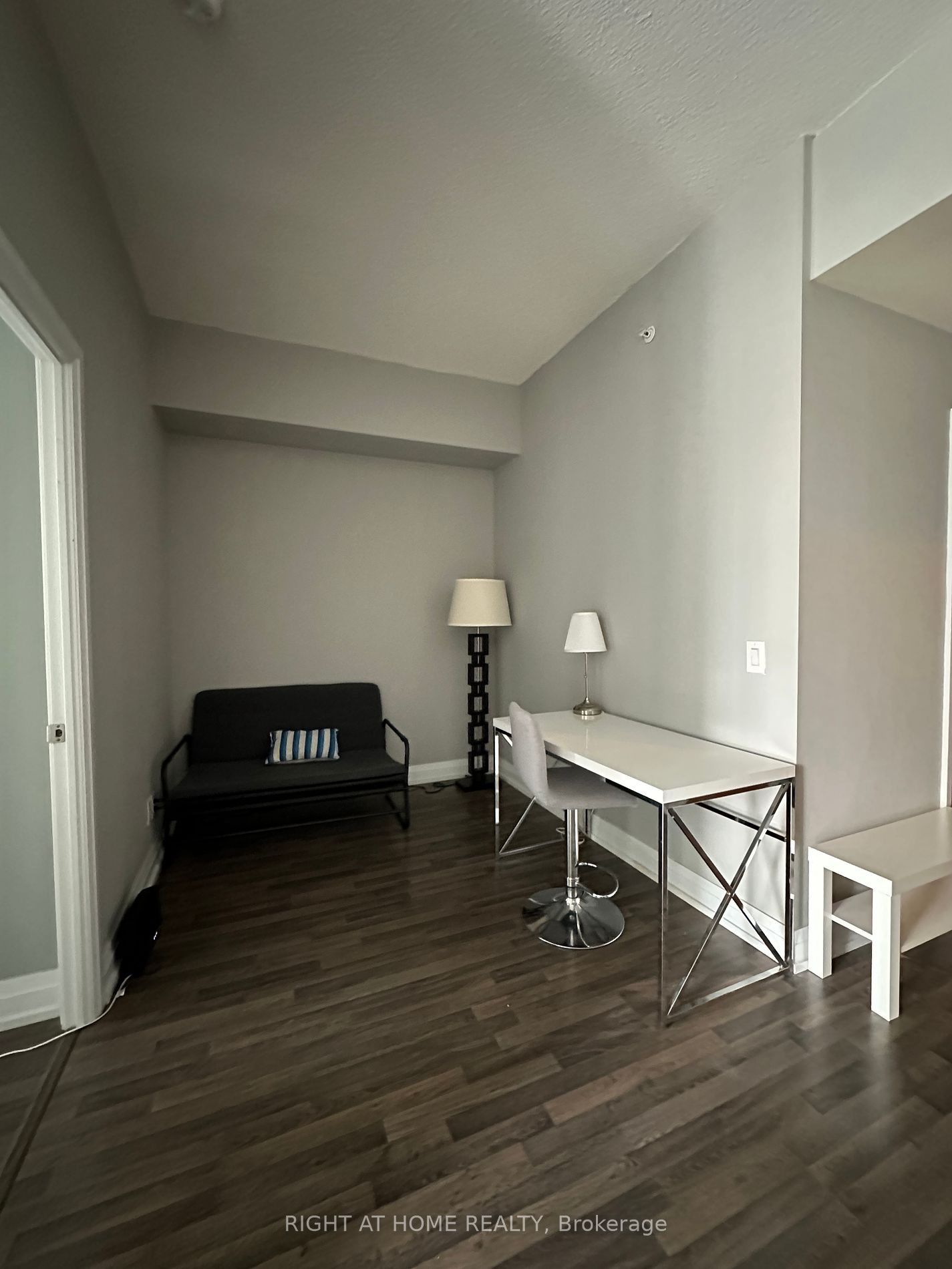 555 Wilson Ave 615E