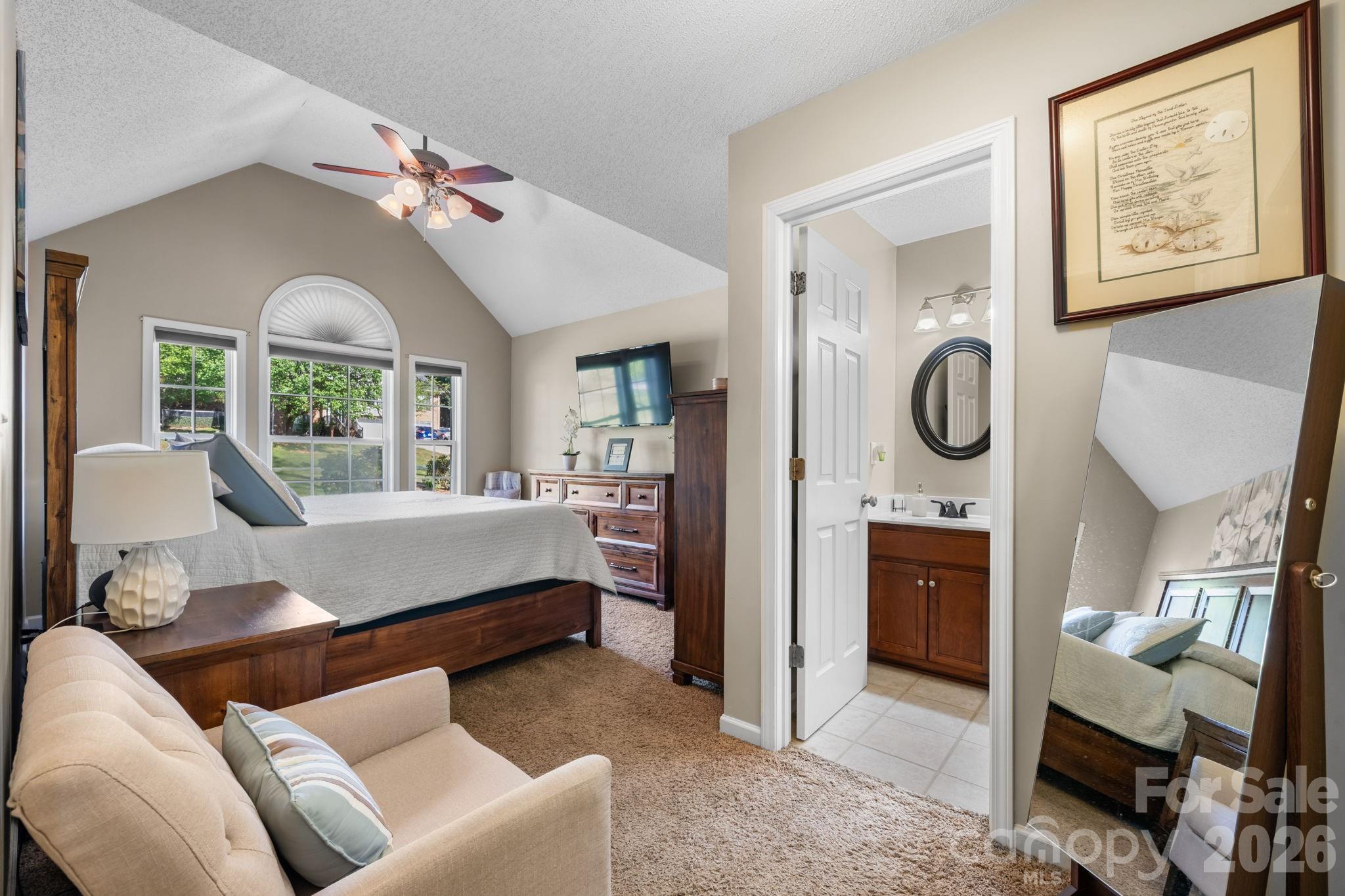 104 Buck Shoals Circle