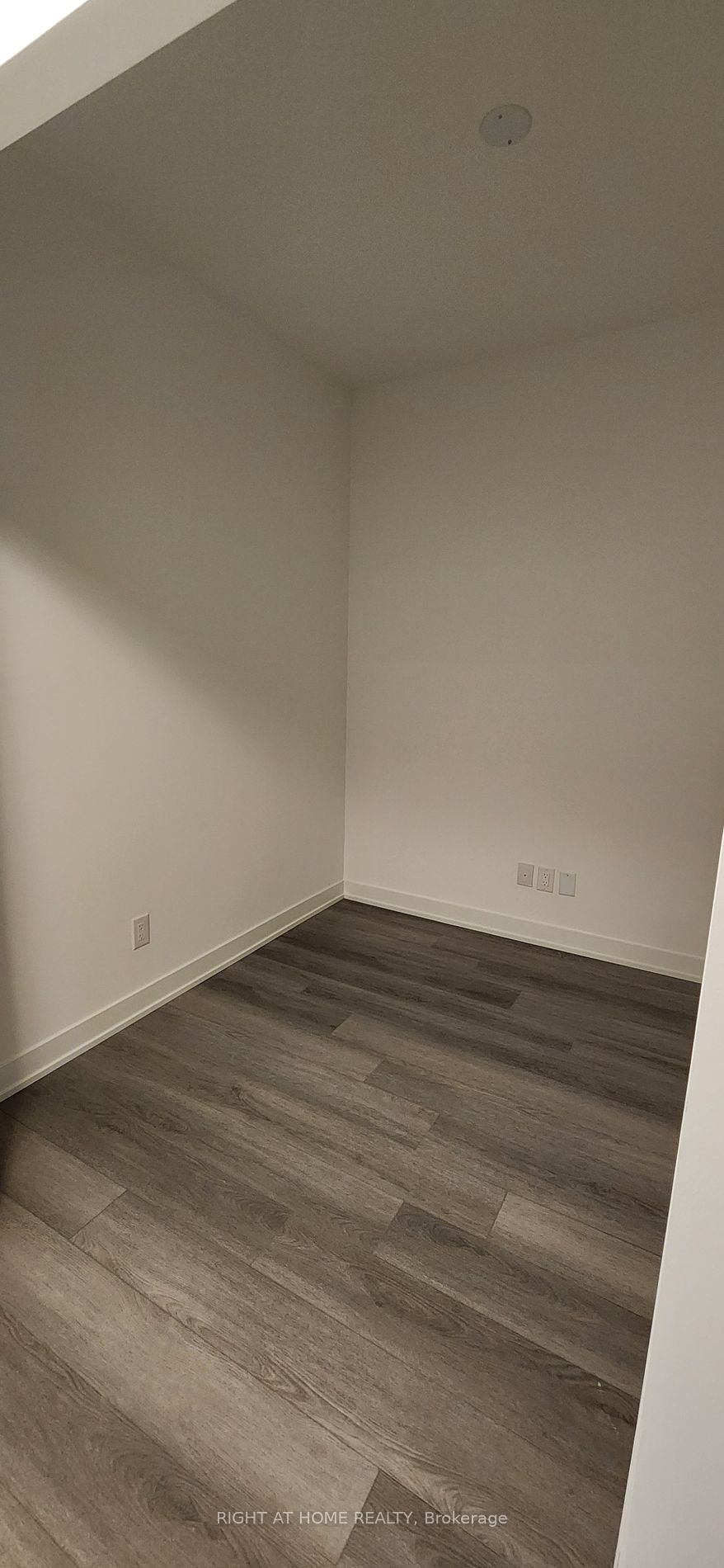 8119 Birchmount Rd 917