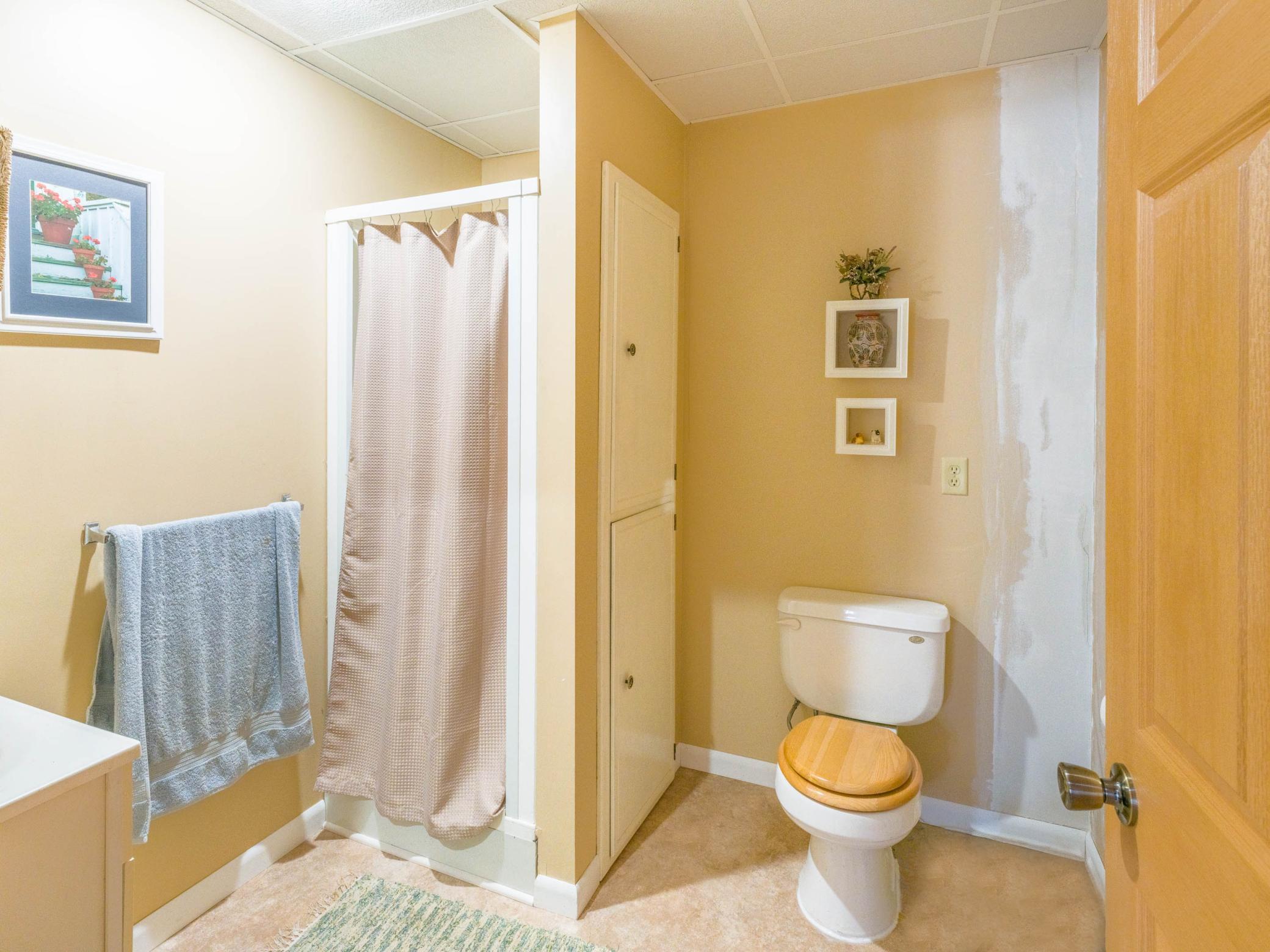 10823 Bollenbacher Road