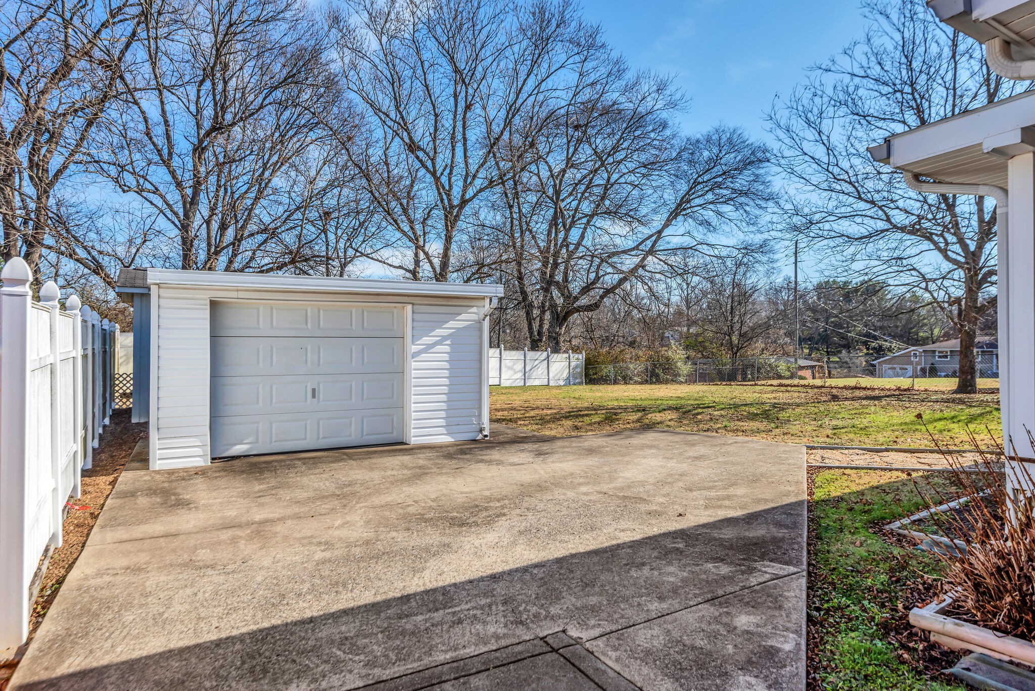 5138 Raywood Ln