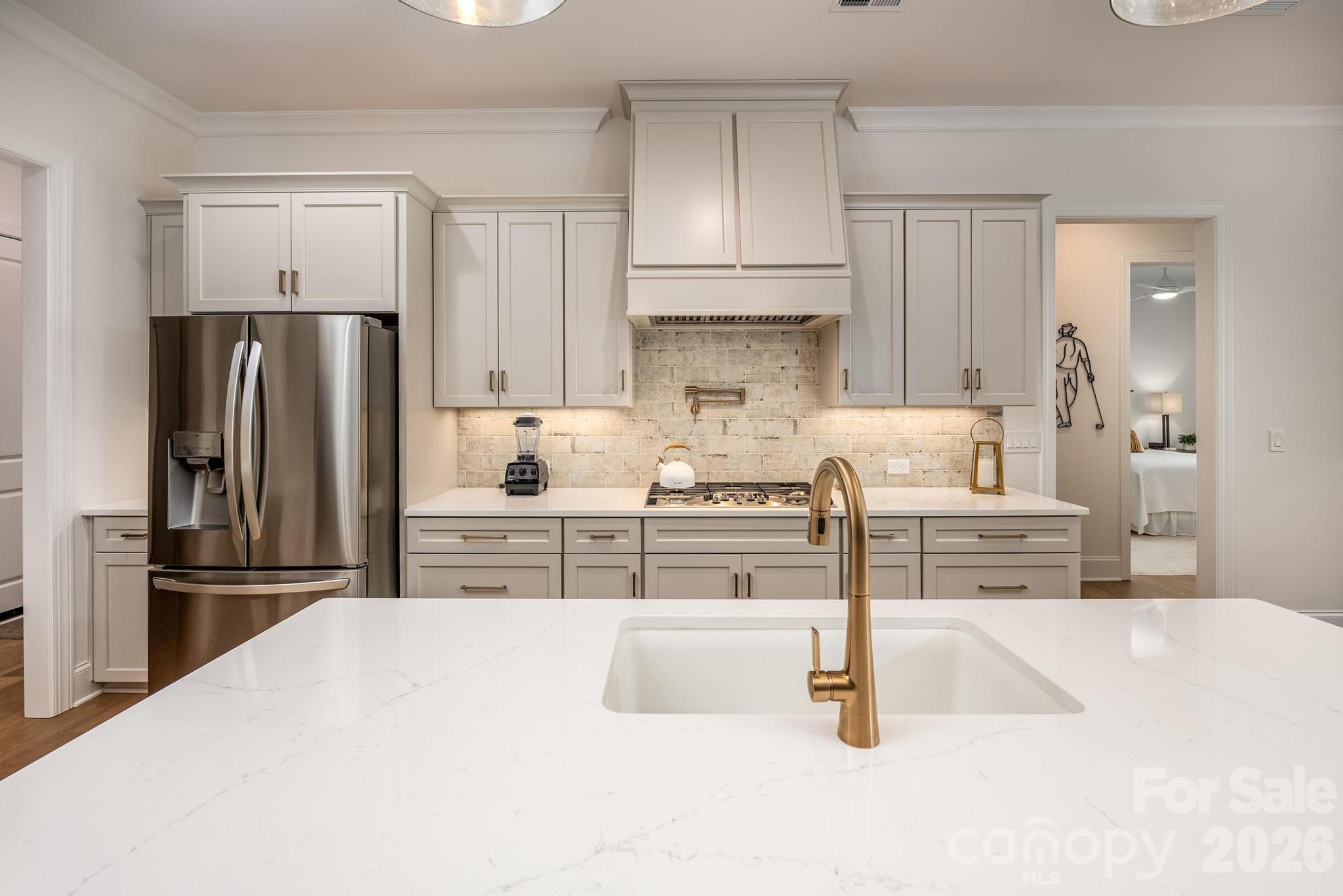 2411 Callaghan Court