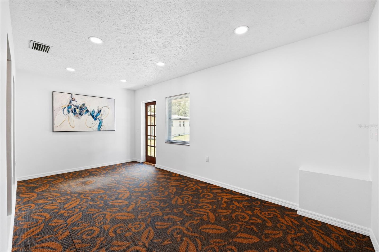 1304 W Fletcher Avenue