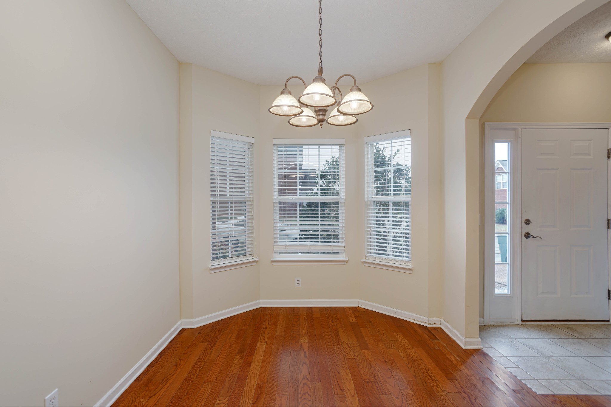 908 Indian Ridge Circle