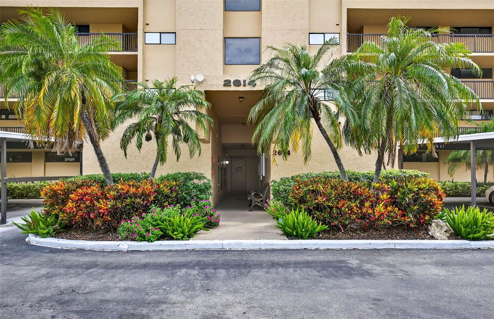 Welcome to Cove Cay resort living and so many amenities! This beautiful golf course community on Old Tampa Bay is affordable! You may spend every afternoon at the sparkling, blue pool just next door. The gym, sauna, and hot tub are also readily available for your relaxation. While independent of Cove Cay Assoc, you will also enjoy close access to elegant dining at the Cove Cay Bar and Grill next door with gorgeous views of Tampa Bay. You will have near by access to Cove Cay Marina where you can rent a jet ski and then enjoy lunch and a drink at AJ's Dockside Bar and Grill. Cove Cay Association is NOT a 55+ community, so all ages are welcome. You will find this unit on the fourth floor with a lovely golf course view. There are spacious closets for storage including in-unit laundry with newer washer and dryer purchased in 2023. This location is ideal as less than 4 miles to St. Pete-Clearwater Airport and 15 miles to Tampa International. For you beach lovers, this home is less than 10 miles to the beautiful sands of world famous Clearwater Beach! Keep in mind the special assessment from hurricane Helene will be paid by seller at closing.