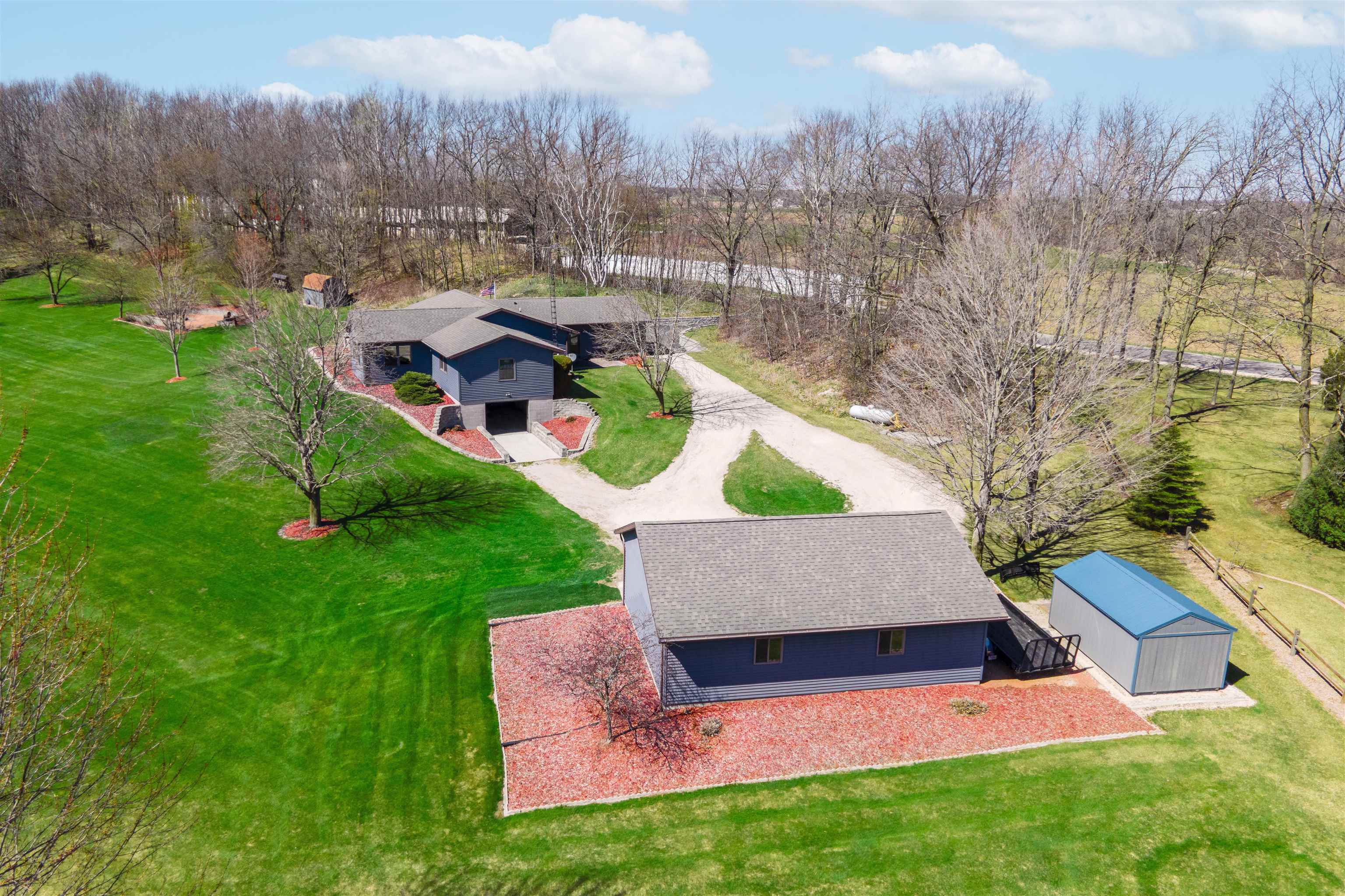 W3967 Shady Lane