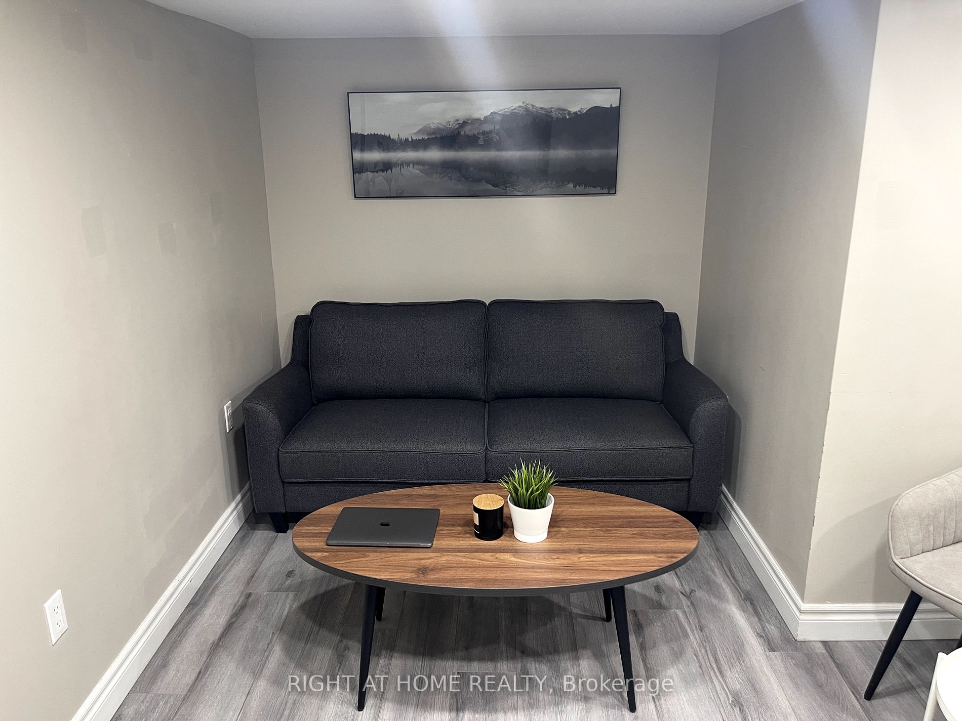 12 Foxley St Basemen