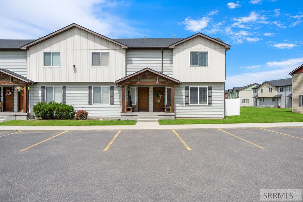 537 Countryside Avenue