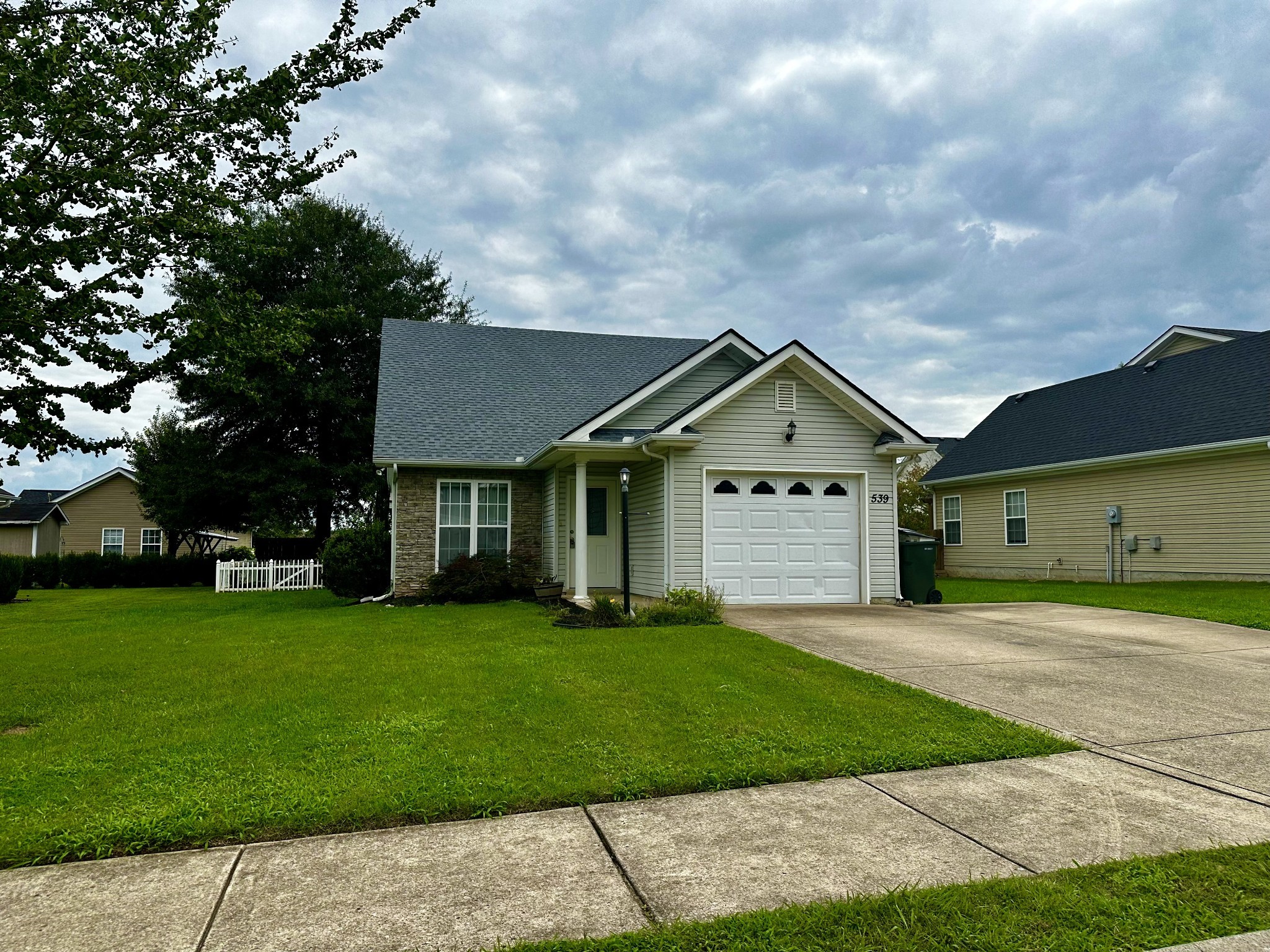 539 Albion Circle