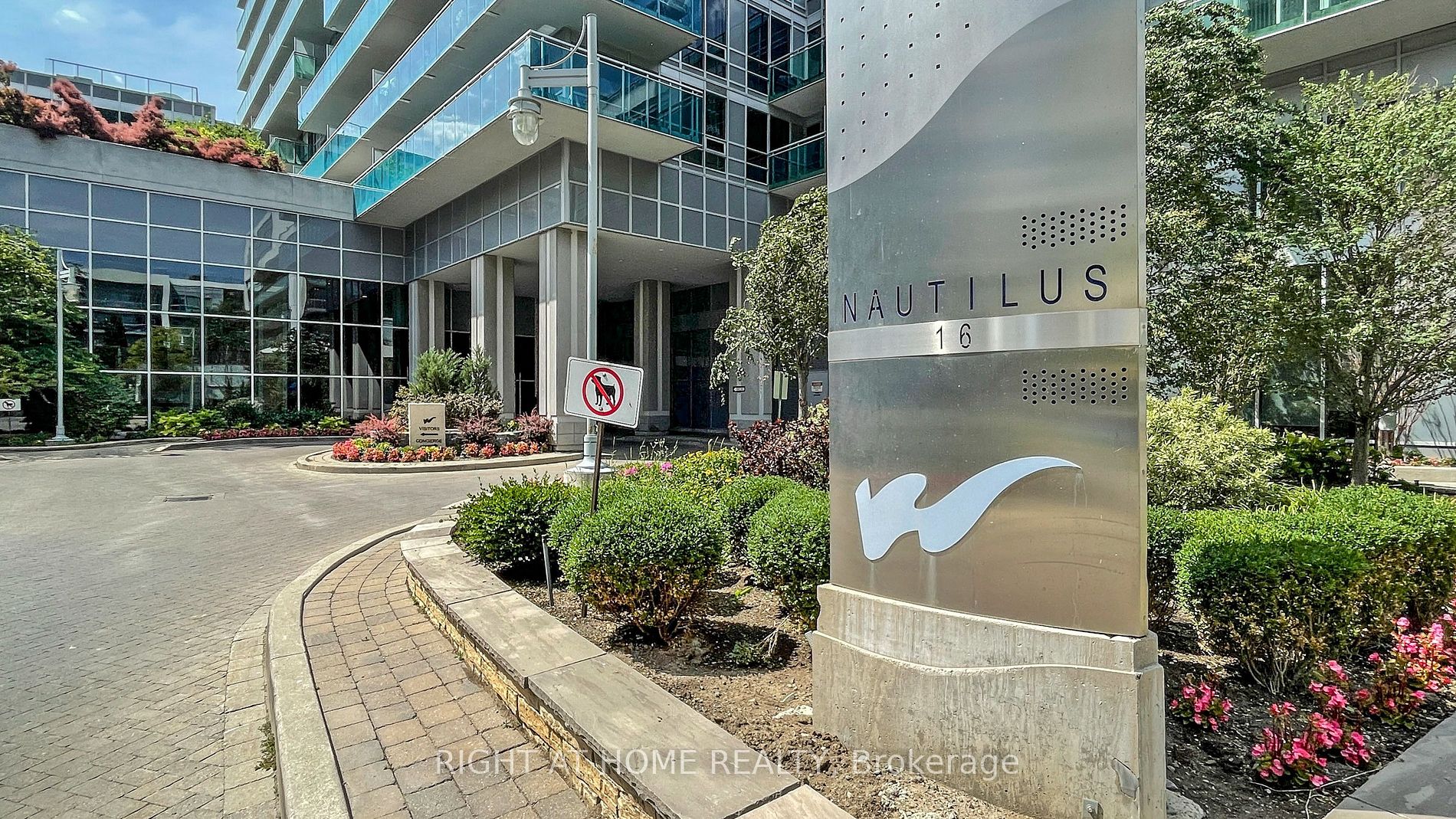 16 Brookers Lane Lph04