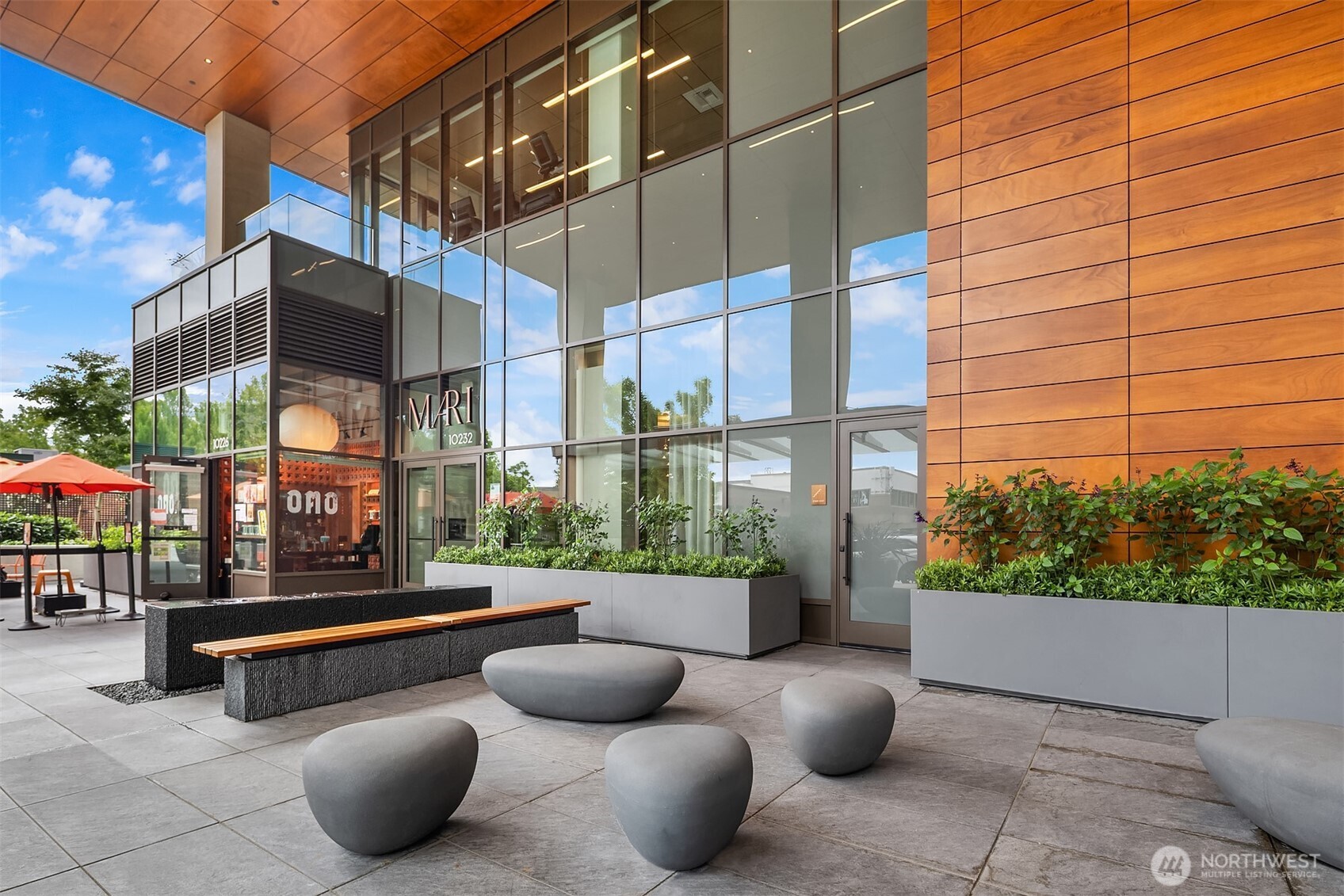 Bellevue - 10232 NE 10th Street