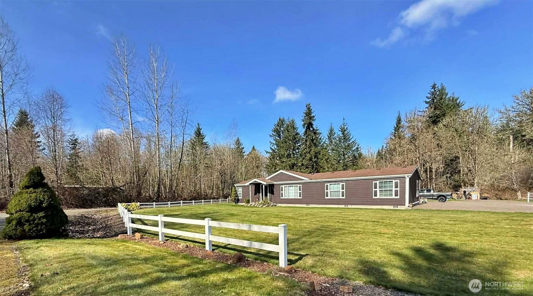 Walk to Mayfield Lake! Super nice area, nice neighborhood on a dead end lane. Well kept, 4 bed 2 bath manufactured home on one acre with   nice landscaping. Nice shop, concrete covered back patio, spacious home with large bedrooms and door off laundry to shop. This property has   room to garden and a fully cyclone fenced yard, circle driveway. Enjoy a quick drive to Lake Mayfield Marina area, or Winston Creek, one hour to the Gifford Pinchot Nat. Forest! White Pass Skiing is not too far, and if you commute its only 25 mins to I5.