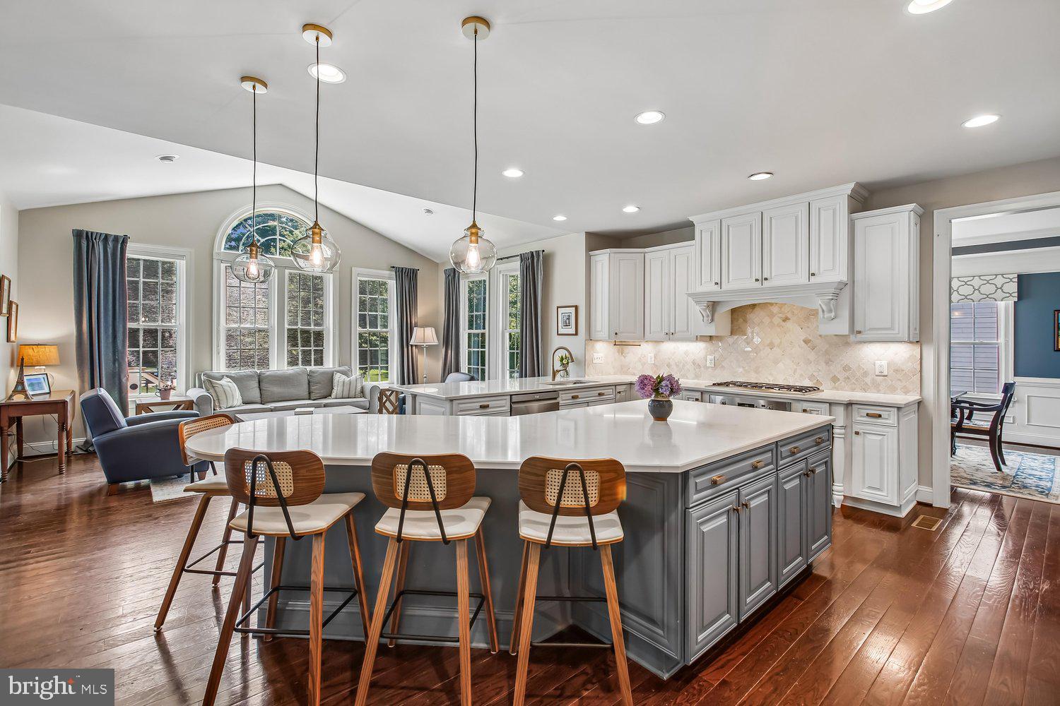 9423 Ferry Landing Court