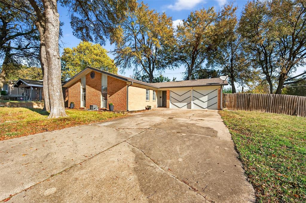 143 N Imperial Drive