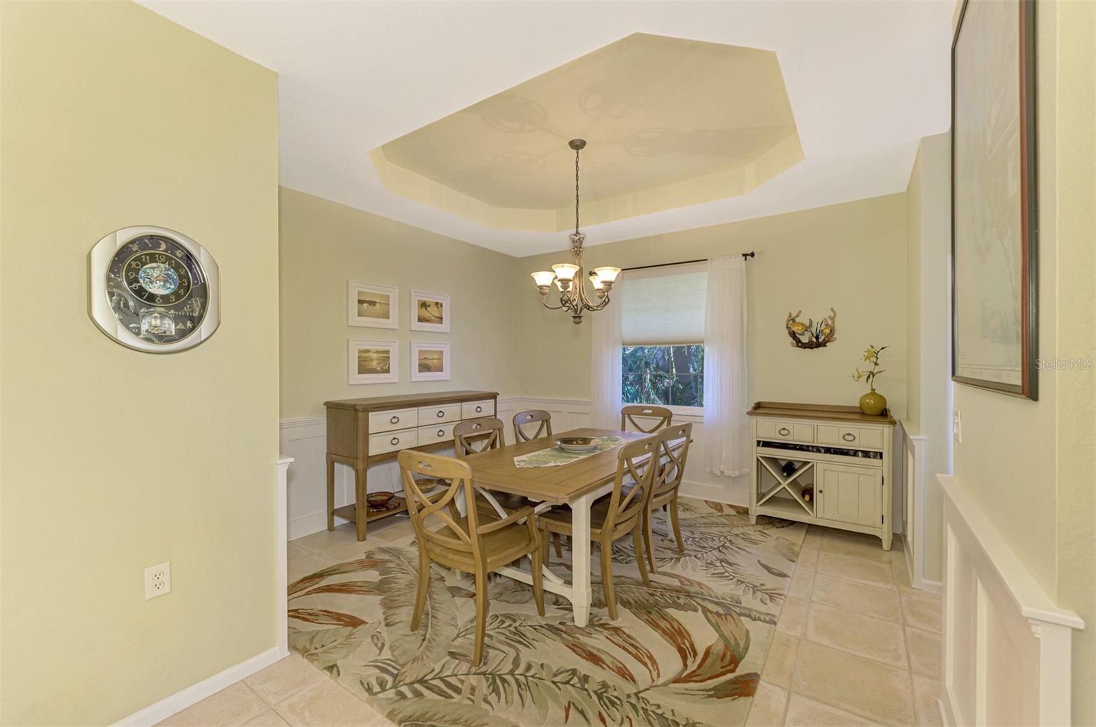 4604 Club Drive B201