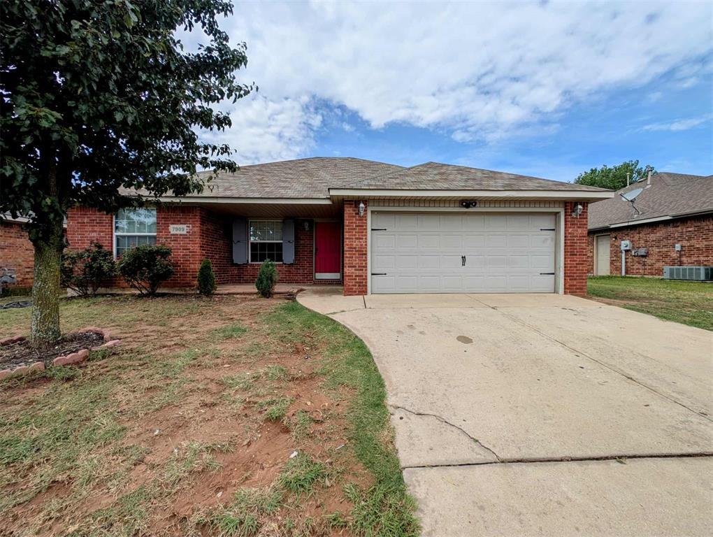 Charming 3-Bedroom, 2-Bath Home with 2-Car Garage

Home is Available now!

Deposit = $1,600.00 Rent = $1,600.00 
- Verifiable Income of 3xs the rent
- Must have rental and employment history. 
- Background, Criminal, & Credit Check. 
- $40 application fee is required per adult. 
- Pets allowed with owner's approval & $300 non-refundable pet fee 
- Min 12 month lease 

Chase Busick, Licensed REALTOR®, and supervised by Spearhead Realty Group LLC , a Brokerage under OREC.