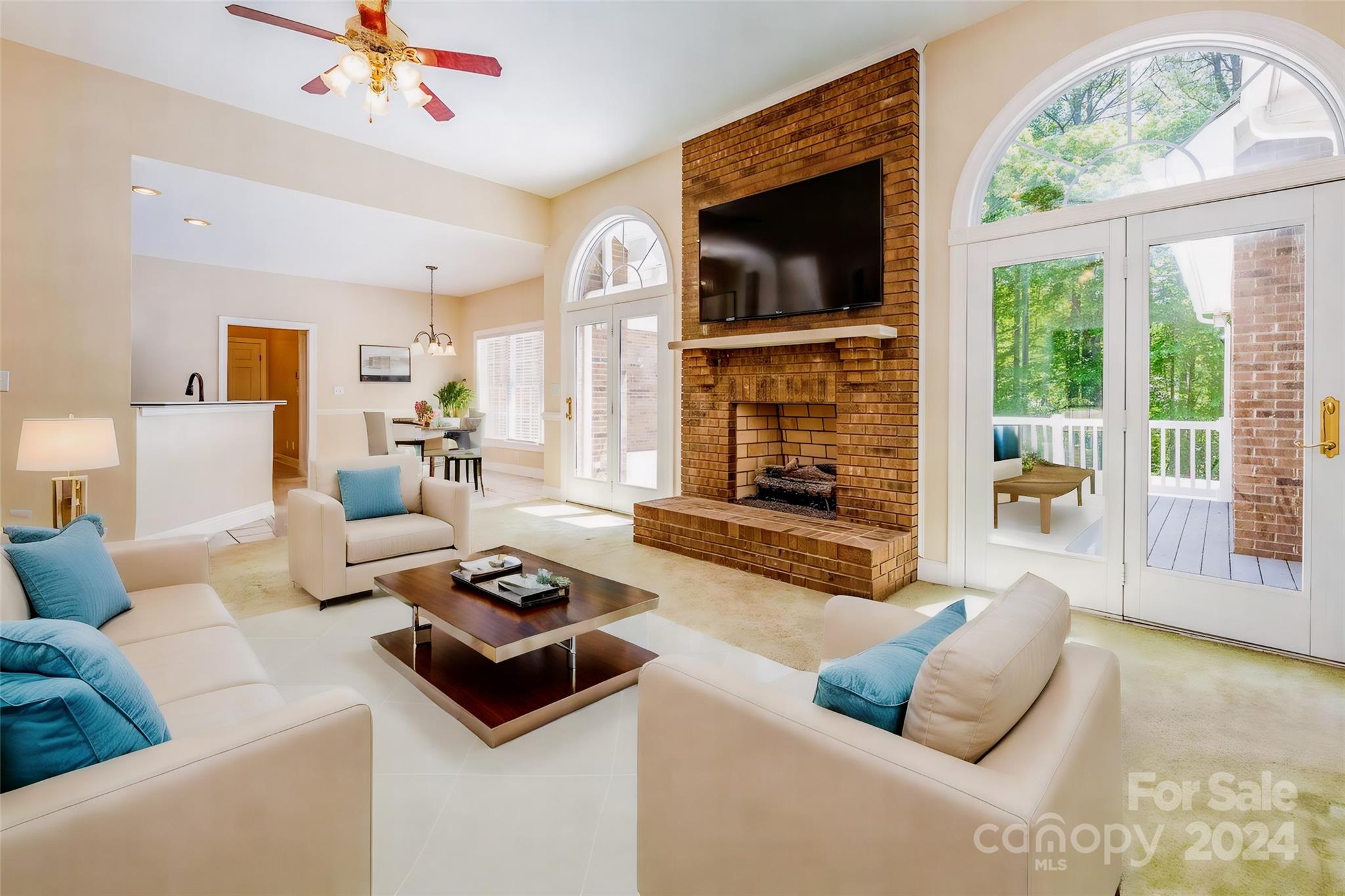 6730 Hawks Nest Lane