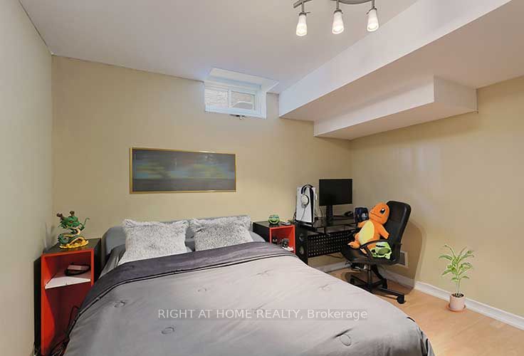 81 Fermar Dr