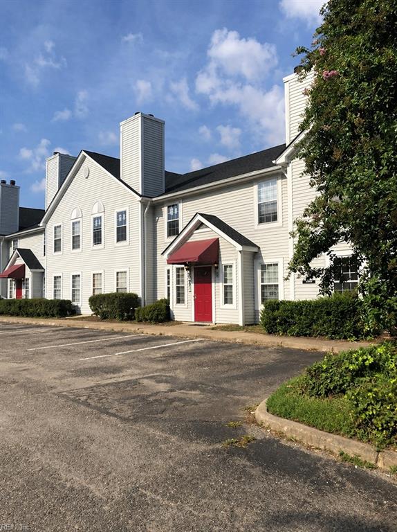 351 Fort Worth Avenue 101
