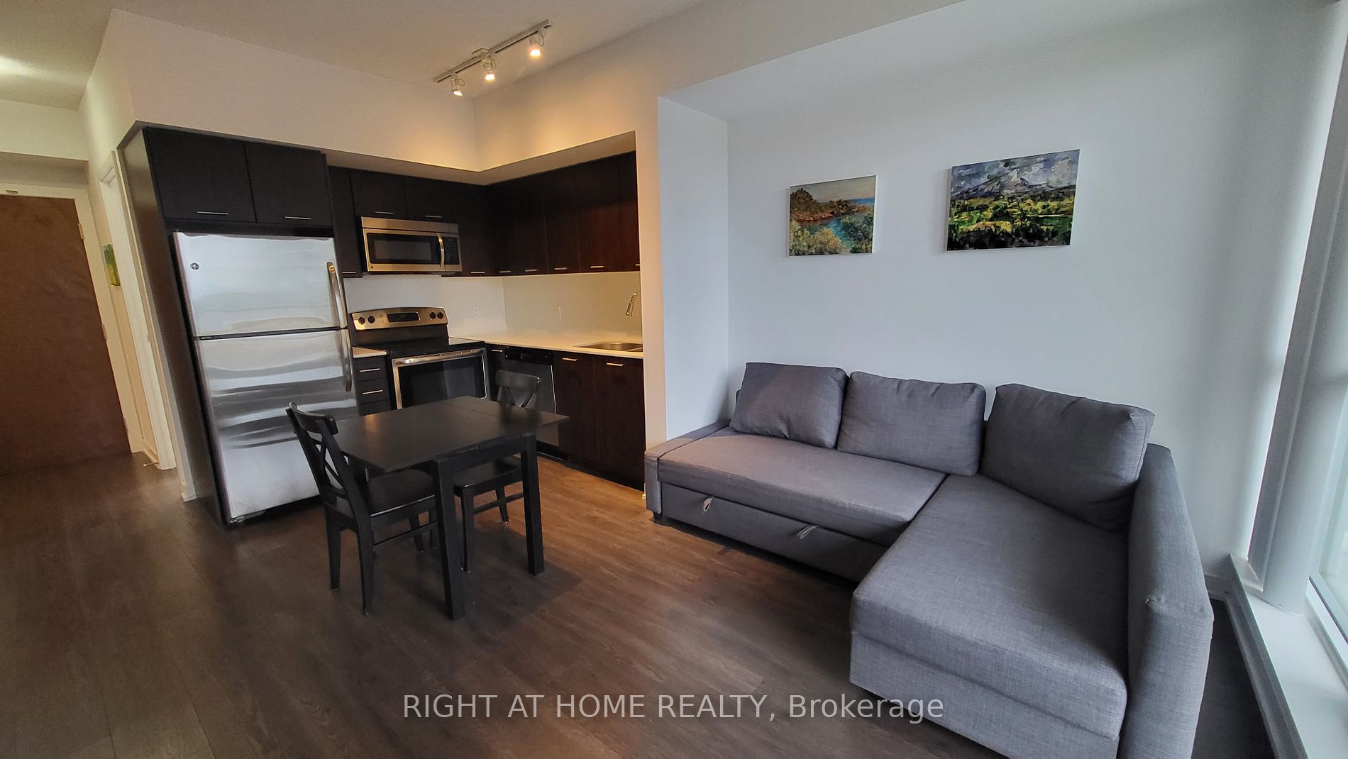 2200 W Lakeshore Blvd 612