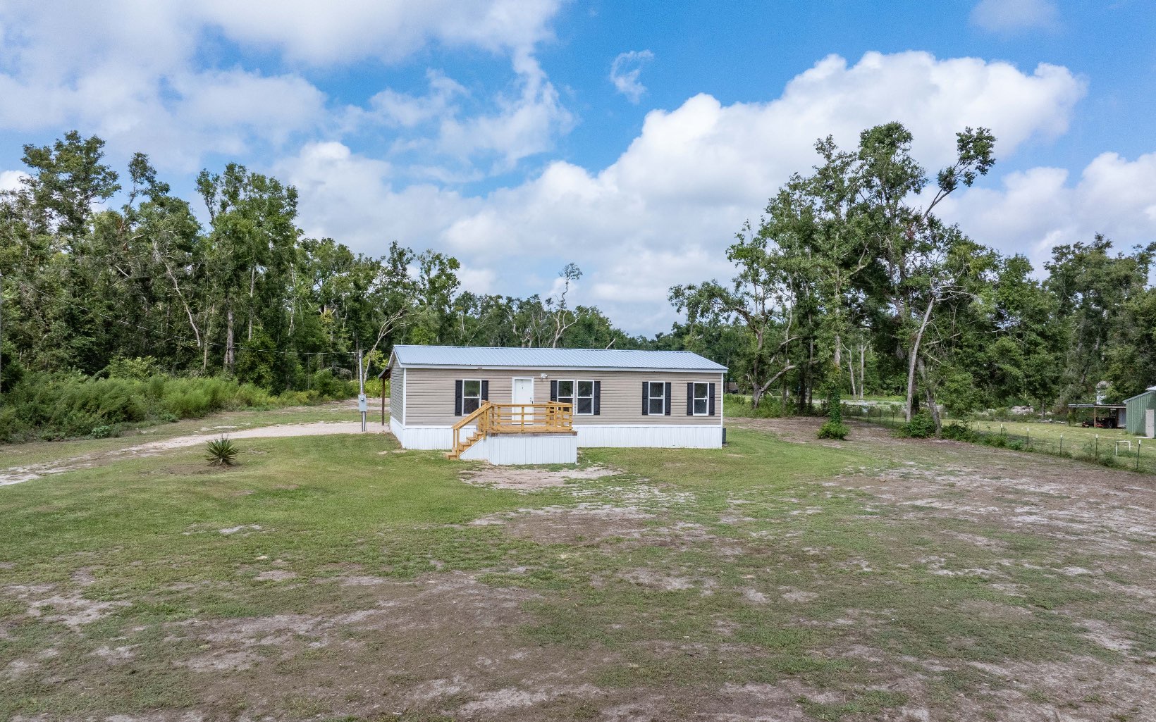 1935 NE Shady Oaks Rd