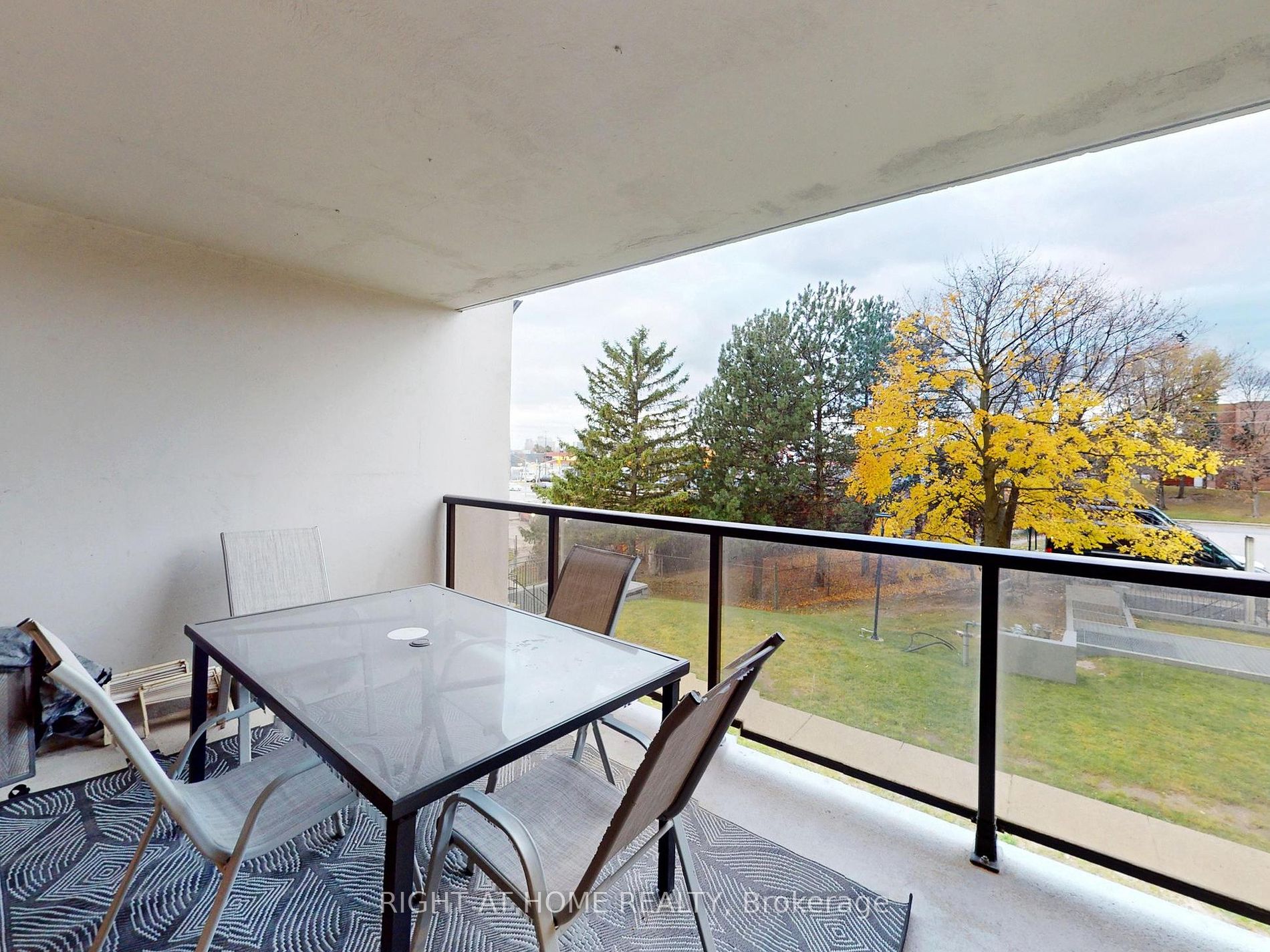 45 Sunrise Ave 214