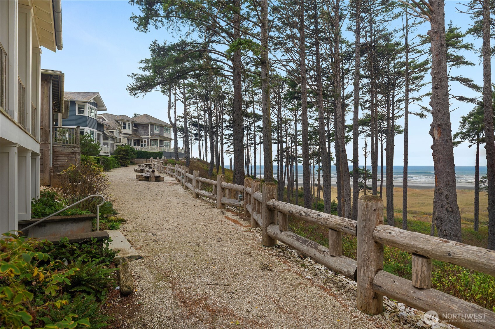 21 N Glen Lane