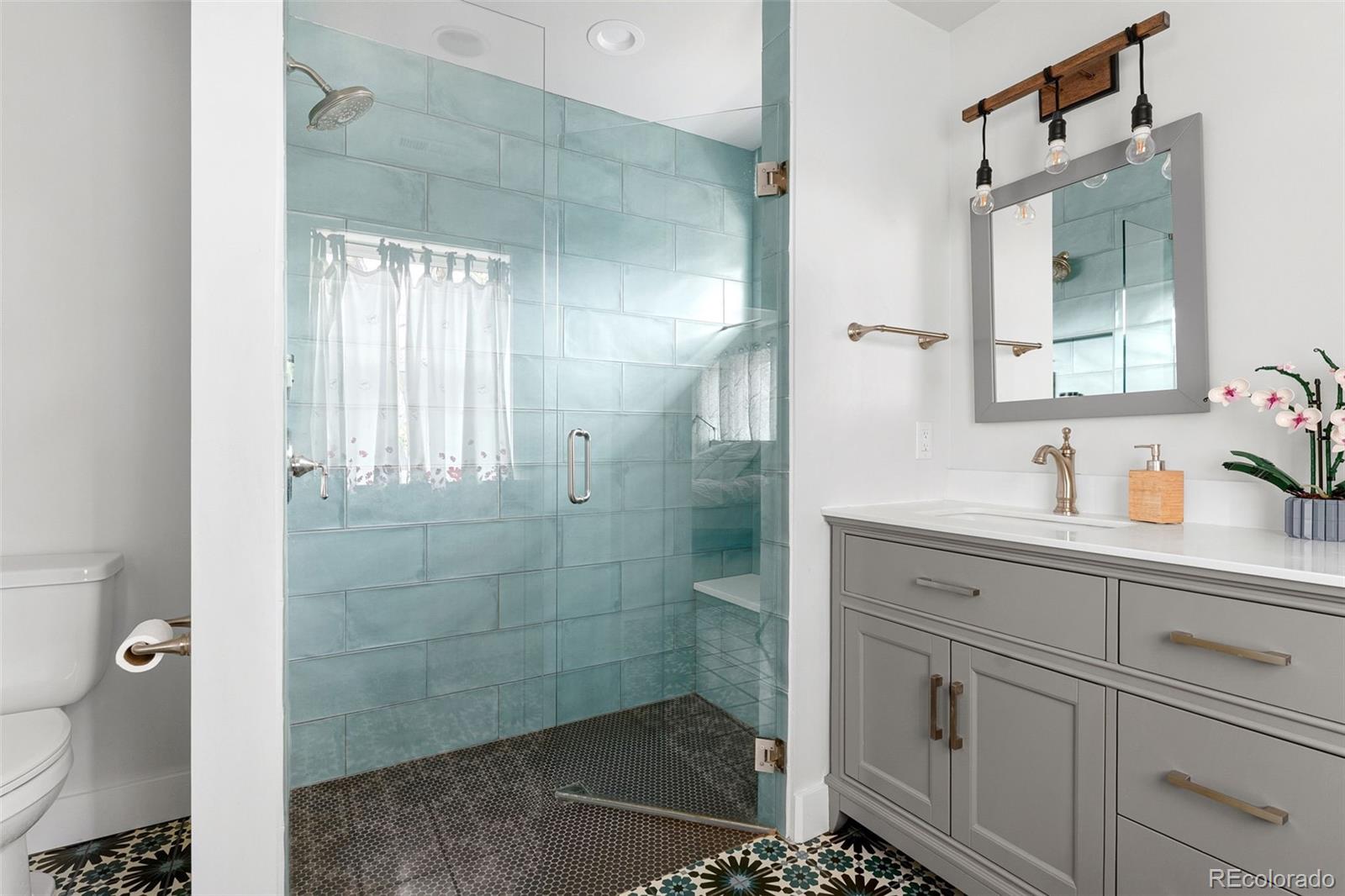 1959 S Washington Street