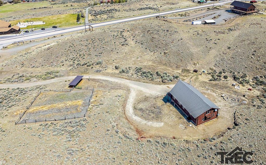 4 Whit Creek Rd