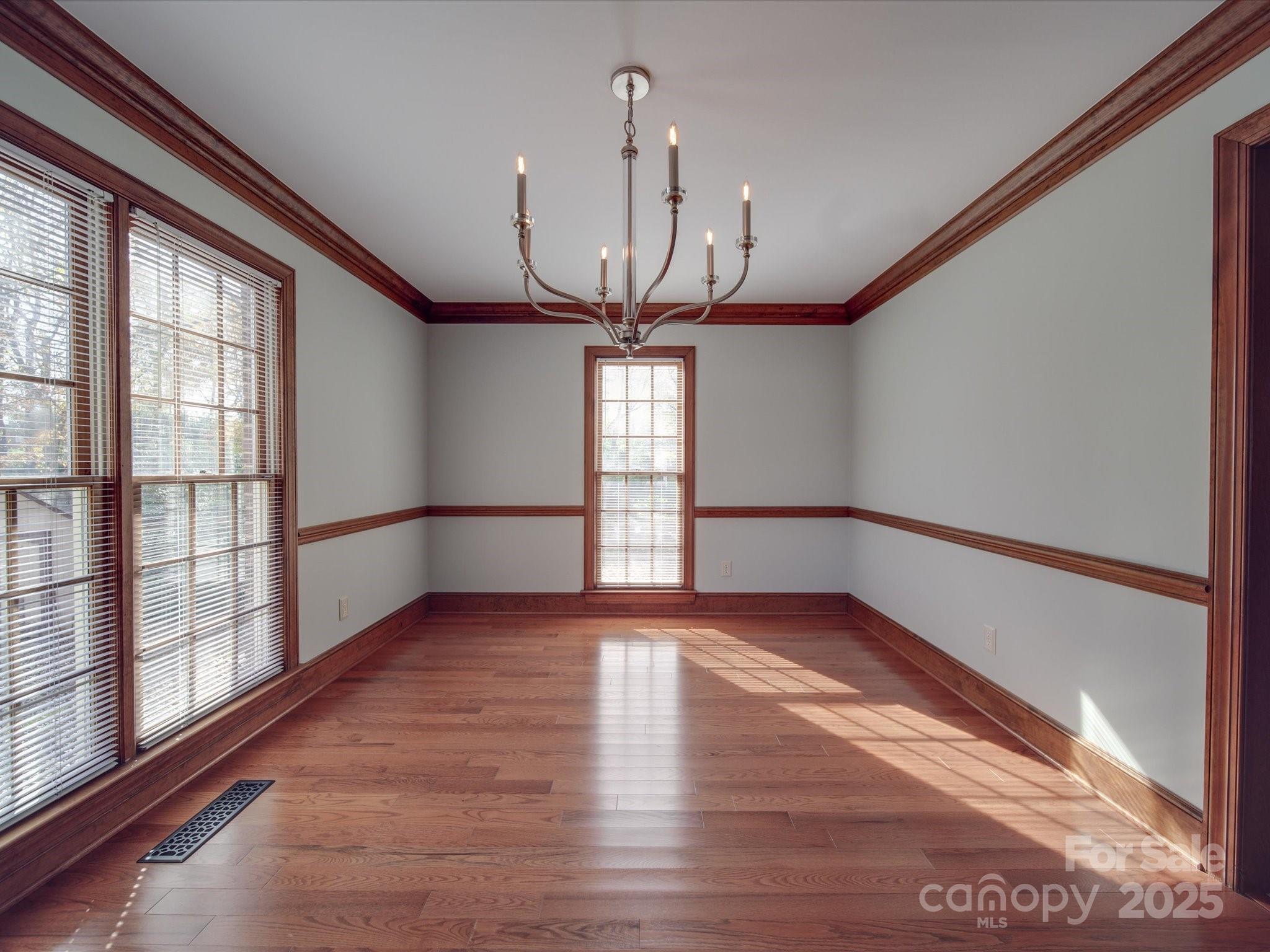909 Woodhurst Drive