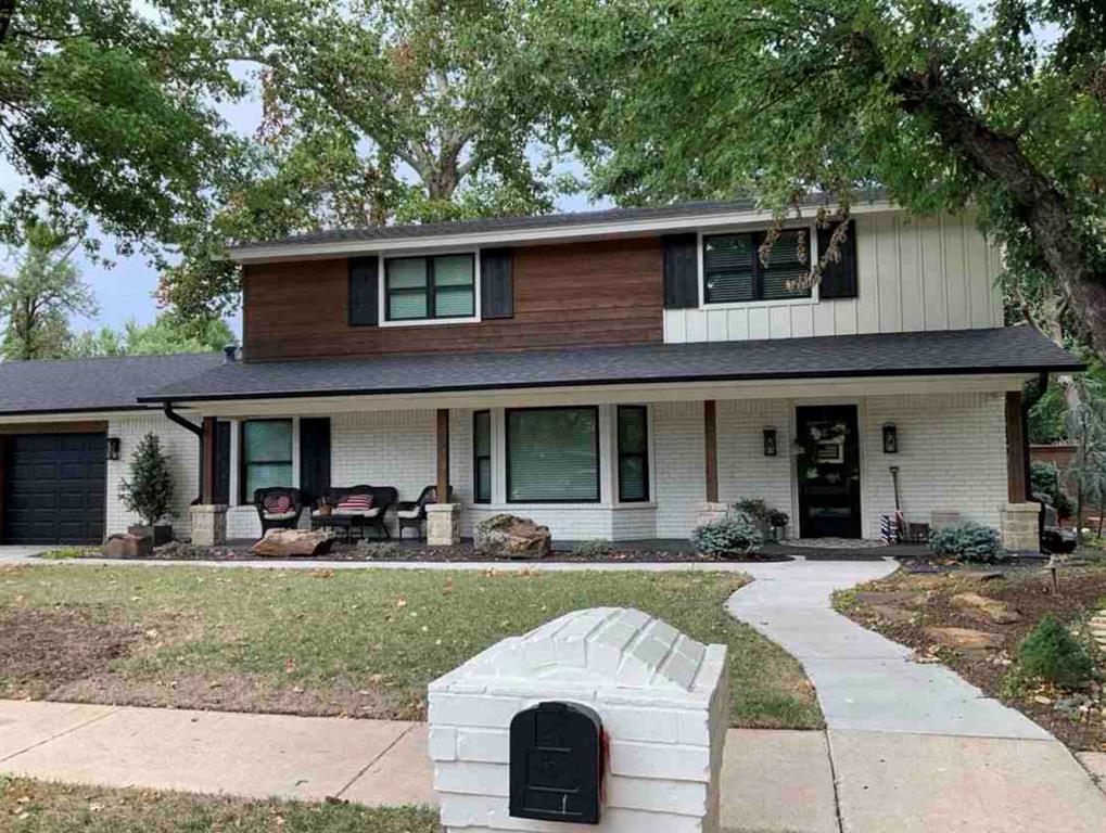 Located in sought after Brookhaven. This home features two living rooms, 4 large bedrooms, mature trees.