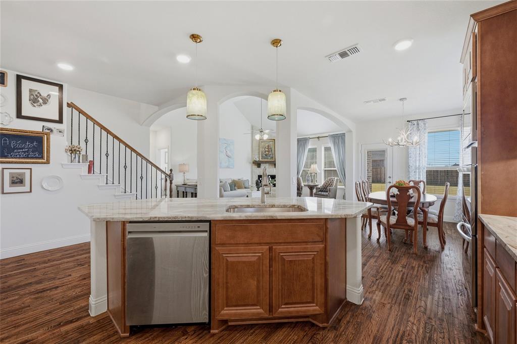 2708 W Cascade Drive