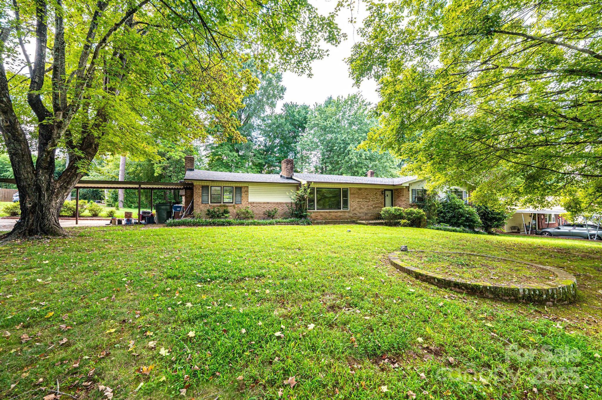 1460 23rd Avenue Place NE