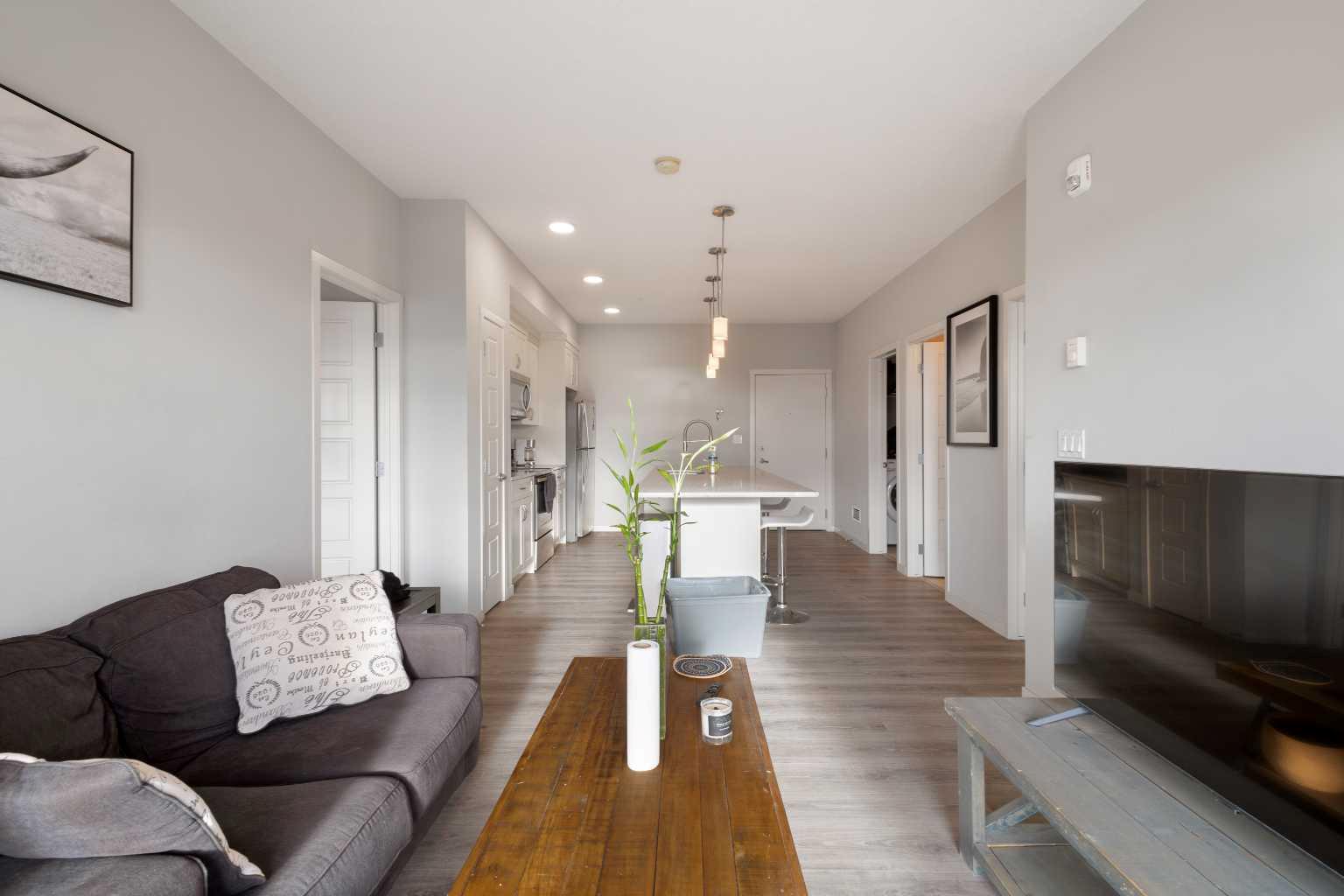 20 Seton Park SE 305