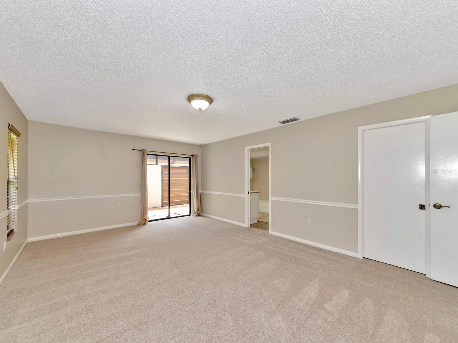 4503 Lake Vista Drive 4